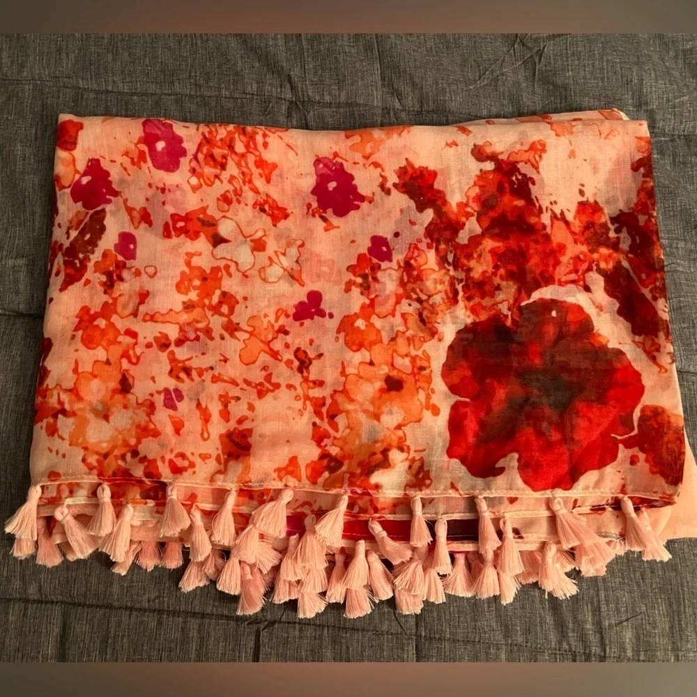 Peter Som Tassel Scarf Sarong in Pink & Red Floral Print Summer Beach Wrap